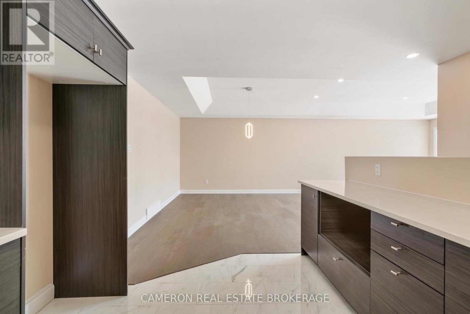 85 Portland Drive, Cornwall, Ontario  K6H 0J5 - Photo 7 - X12840654