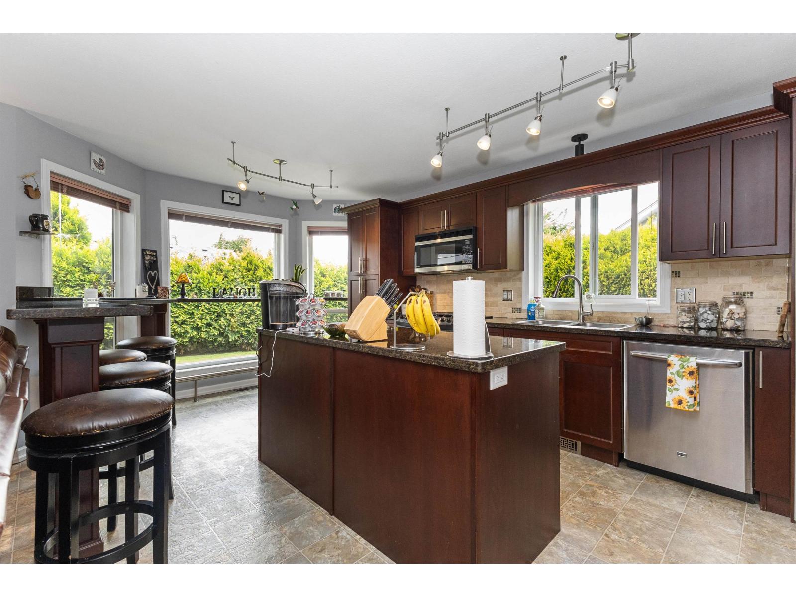 34654 Dunsmuir Court, Abbotsford, British Columbia V2S 6G4 - Photo 5 - R3094620