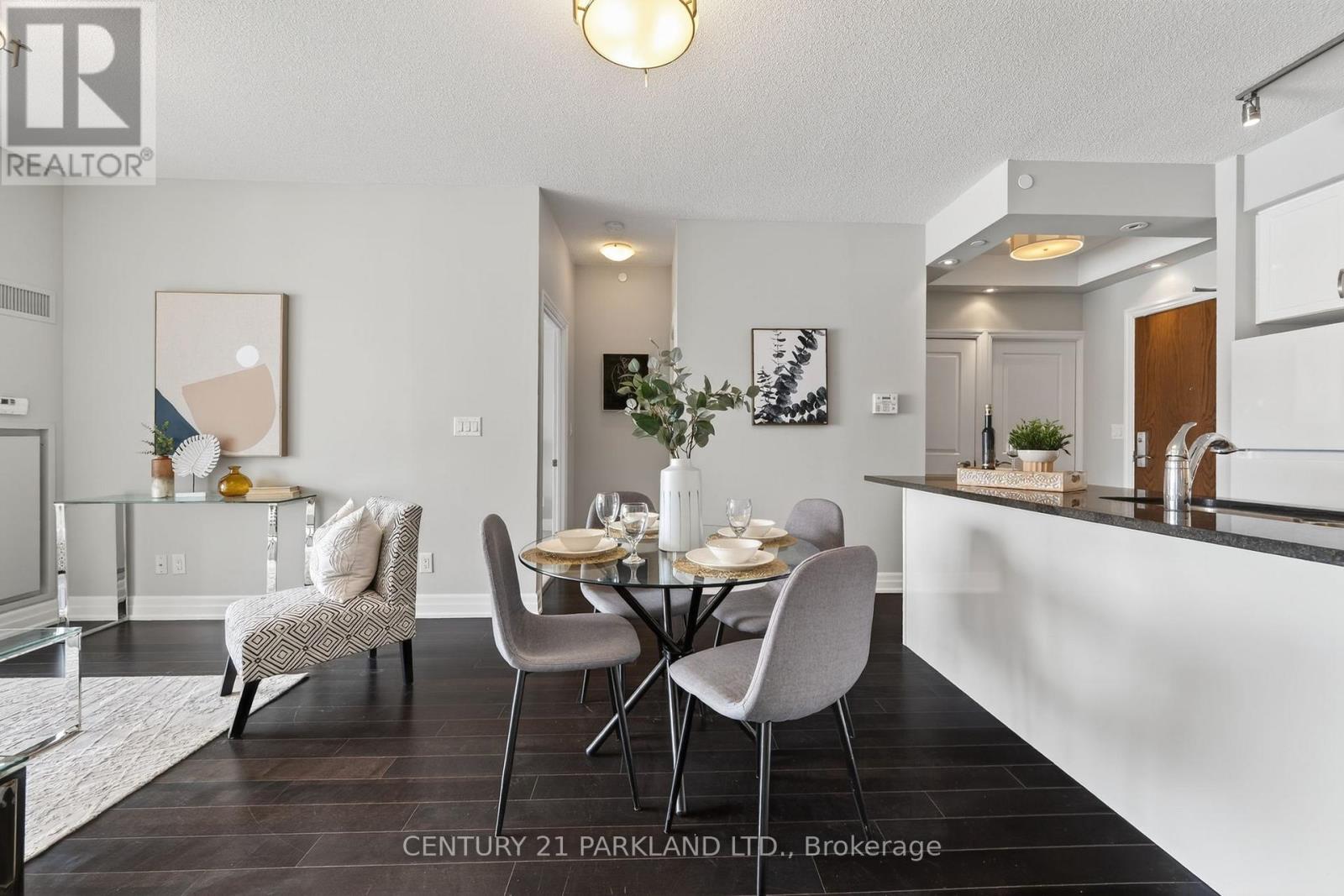 207 - 111 Civic Square Gate, Aurora, Ontario  L4G 0S6 - Photo 11 - N12840644