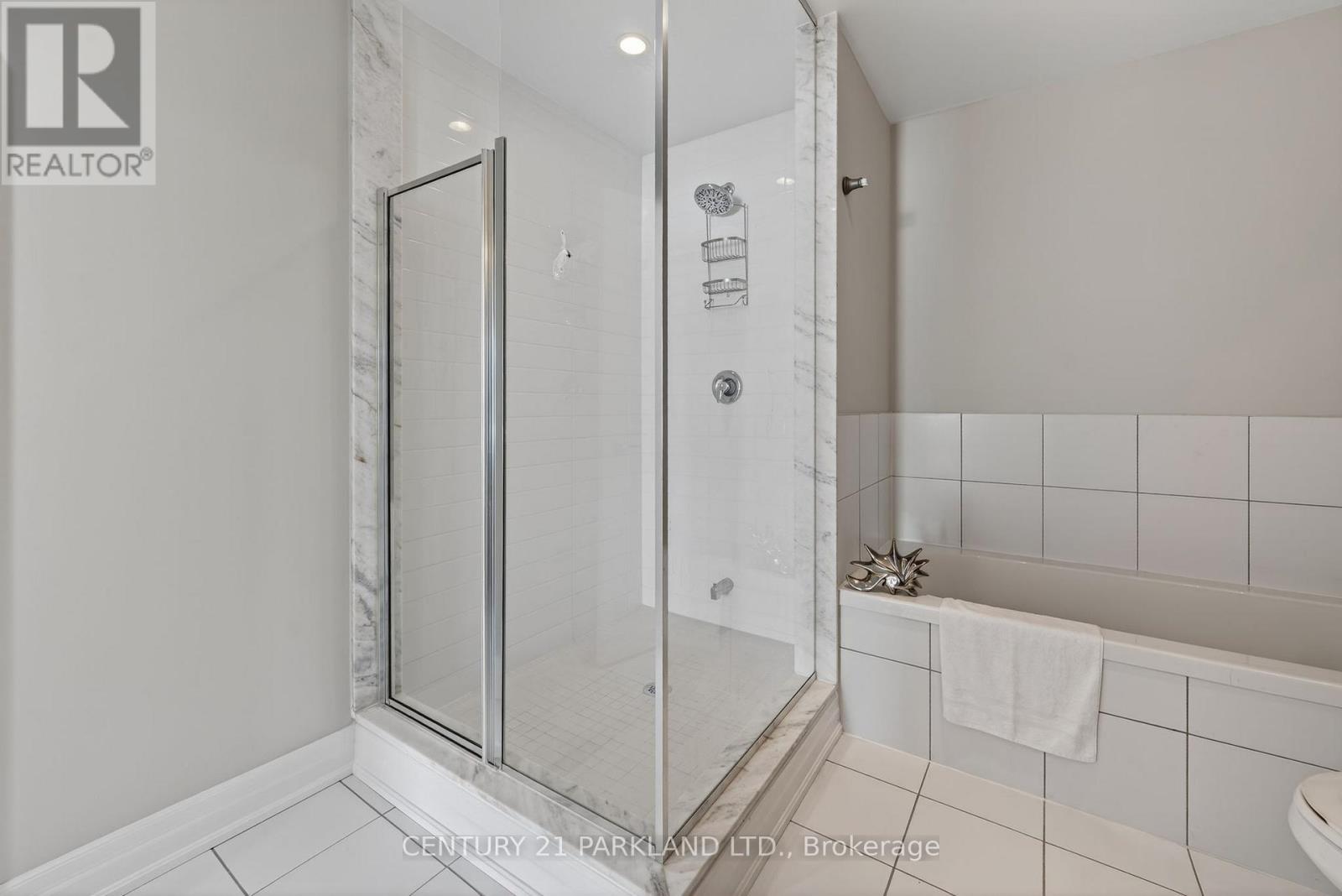 207 - 111 Civic Square Gate, Aurora, Ontario  L4G 0S6 - Photo 36 - N12840644