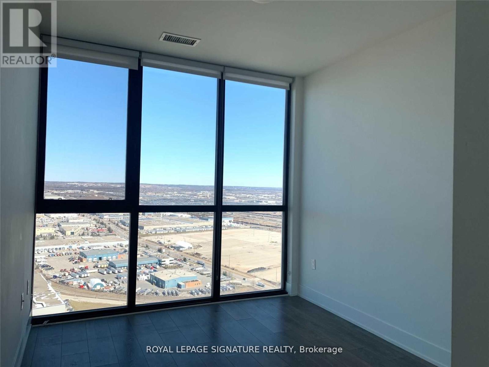 3707 - 2916 Highway 7 Road, Vaughan, Ontario  L4K 0K6 - Photo 3 - N12840760