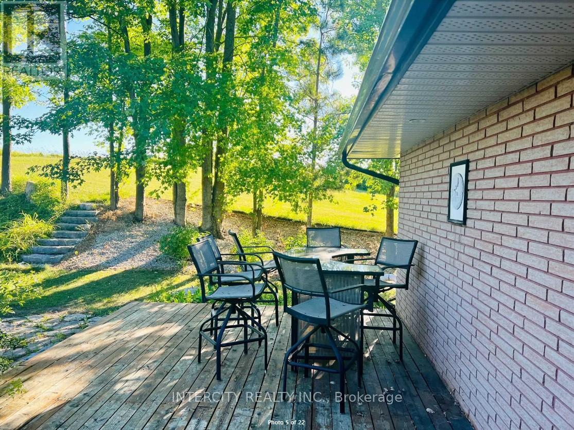 4483 5th Side Road, Essa, Ontario L0L 1L0 - Photo 5 - N12840818