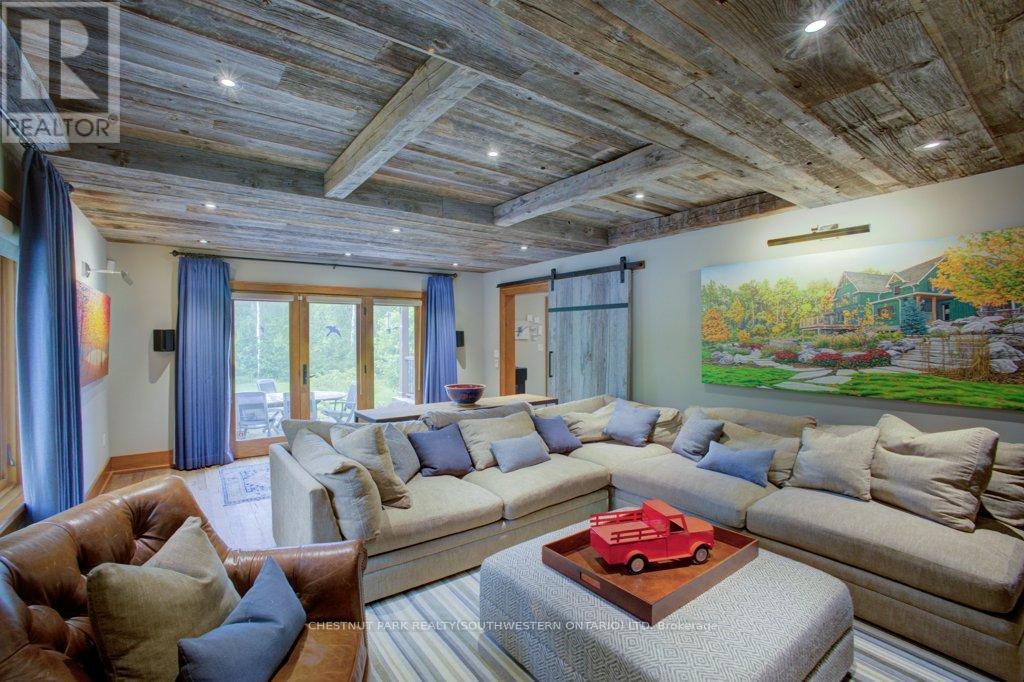 8429 Poplar Side Road, Clearview, Ontario  L9Y 3Y9 - Photo 18 - S12840642