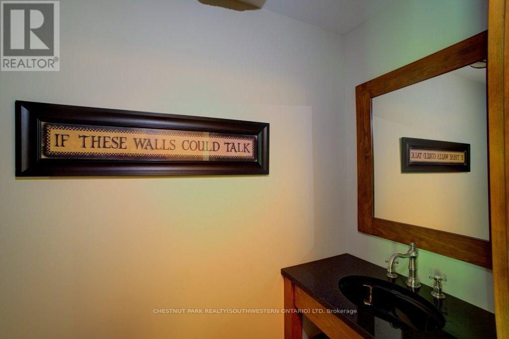 8429 Poplar Side Road, Clearview, Ontario  L9Y 3Y9 - Photo 19 - S12840642