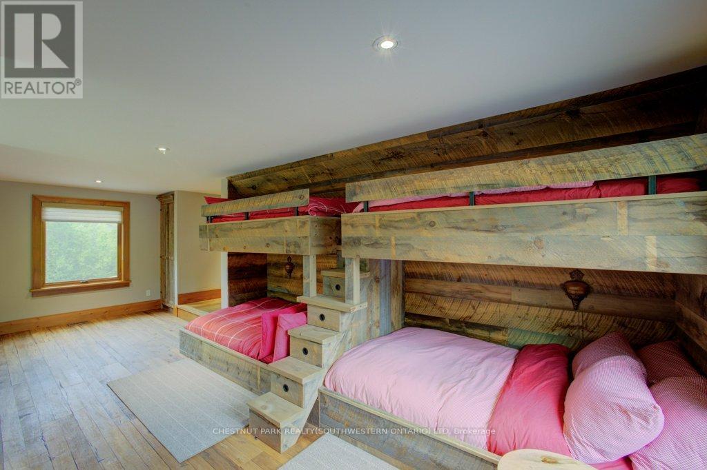 8429 Poplar Side Road, Clearview, Ontario  L9Y 3Y9 - Photo 33 - S12840642