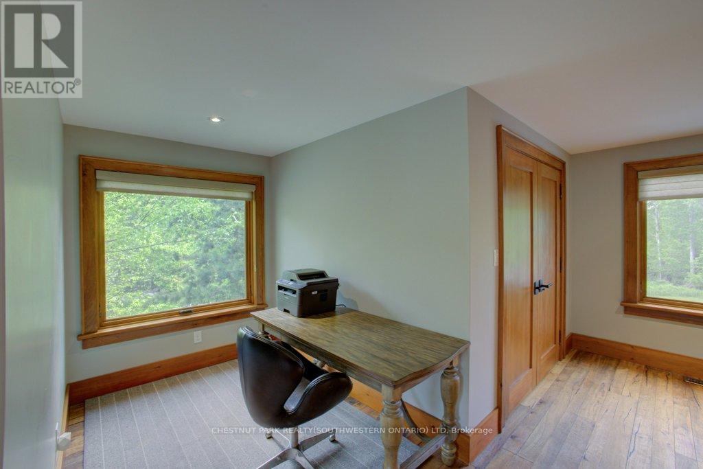 8429 Poplar Side Road, Clearview, Ontario  L9Y 3Y9 - Photo 34 - S12840642