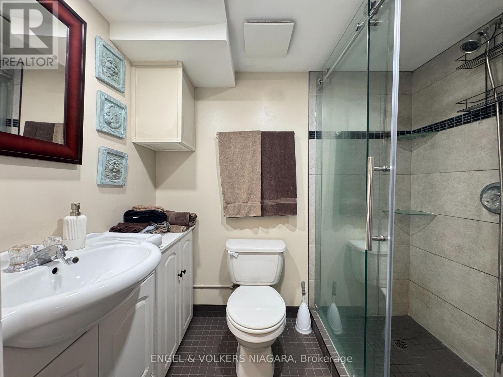 61 Hamilton Street E, St. Catharines, Ontario  L2S 1K8 - Photo 36 - X12665886