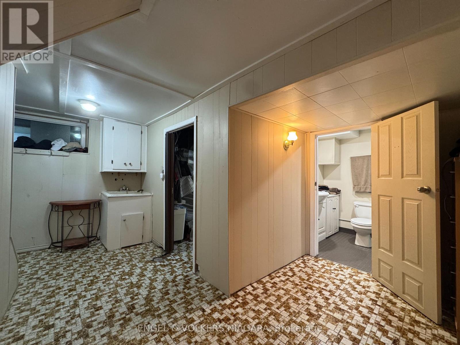 61 Hamilton Street E, St. Catharines, Ontario  L2S 1K8 - Photo 35 - X12665886