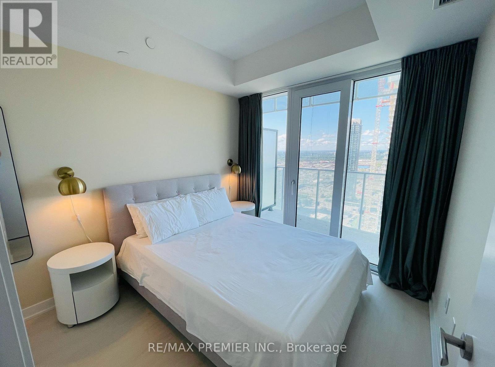 3407 - 3900 Confederation Parkway, Mississauga, Ontario  L5B 0M3 - Photo 13 - W12840638