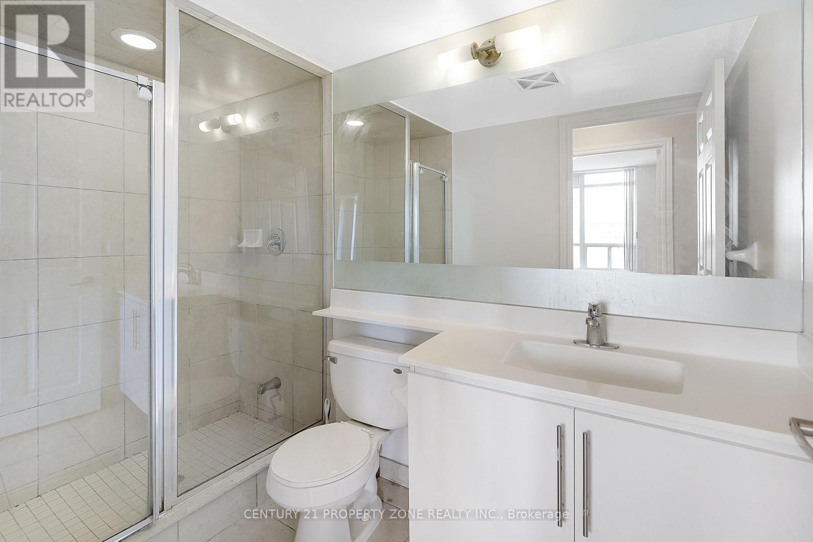 1703 - 310 Burnhamthorpe Road W, Mississauga, Ontario  L5B 4P9 - Photo 16 - W12840704