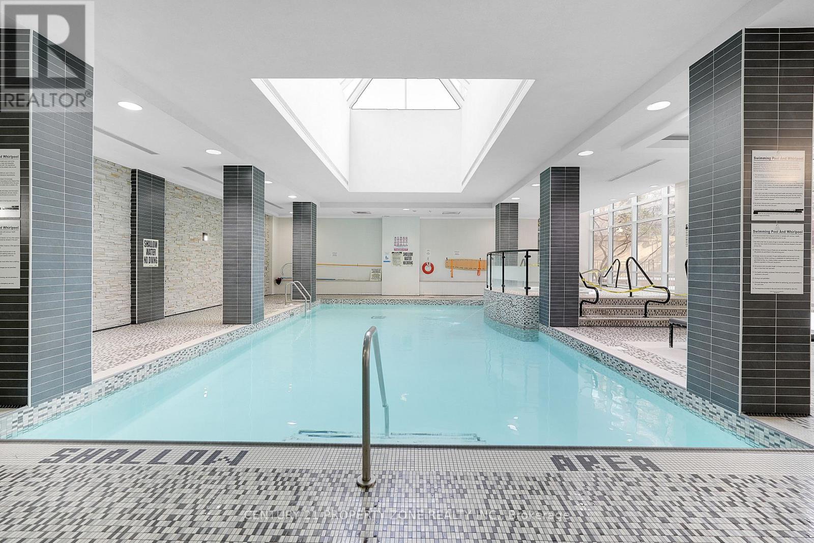 1703 - 310 Burnhamthorpe Road W, Mississauga, Ontario  L5B 4P9 - Photo 25 - W12840704