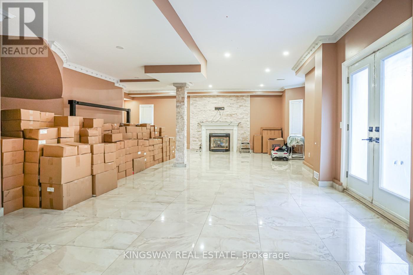 5969 Rayshaw Court, Mississauga, Ontario  L5M 2P4 - Photo 31 - W12840734