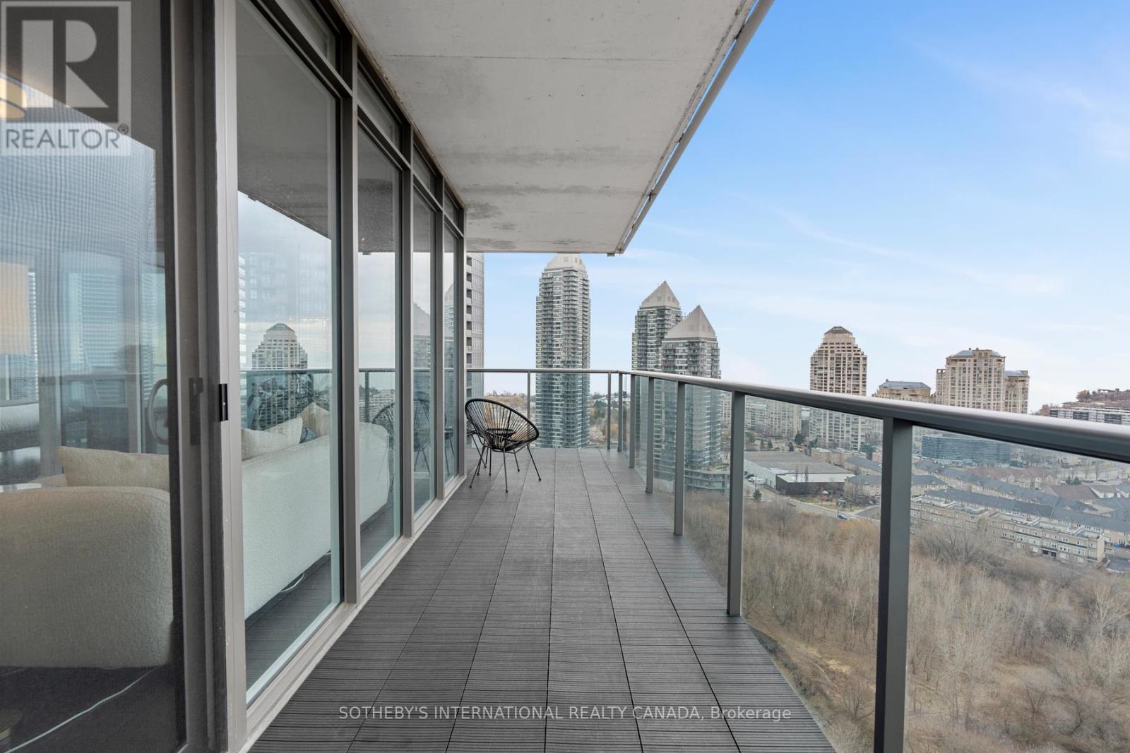 2605 - 88 Park Lawn Road, Toronto, Ontario  M8Y 0B5 - Photo 19 - W12840794