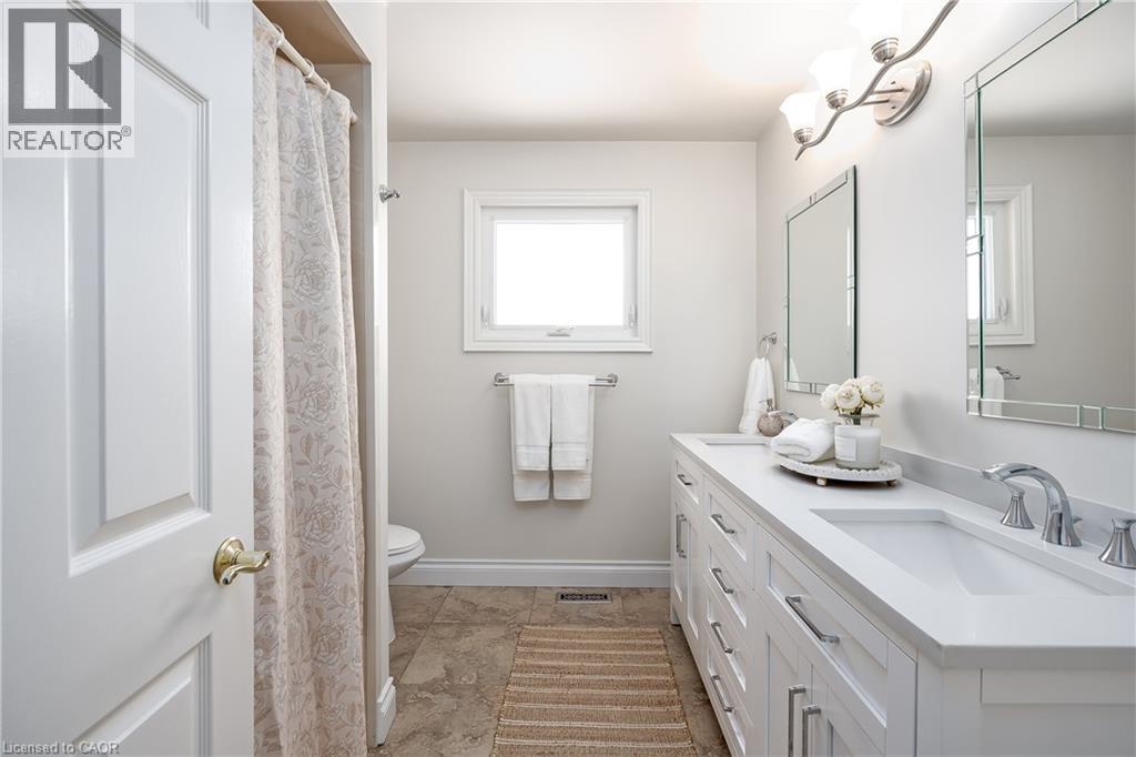 287 Royal Albert Court, Oakville, Ontario  L6H 3A7 - Photo 25 - 40805435