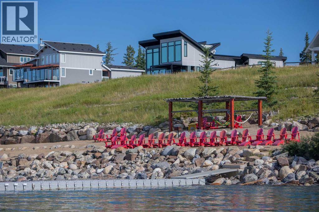 602 Cottageclub Bend, Rural Rocky View County, Alberta T4C 1B1 - Photo 2 - A2278549