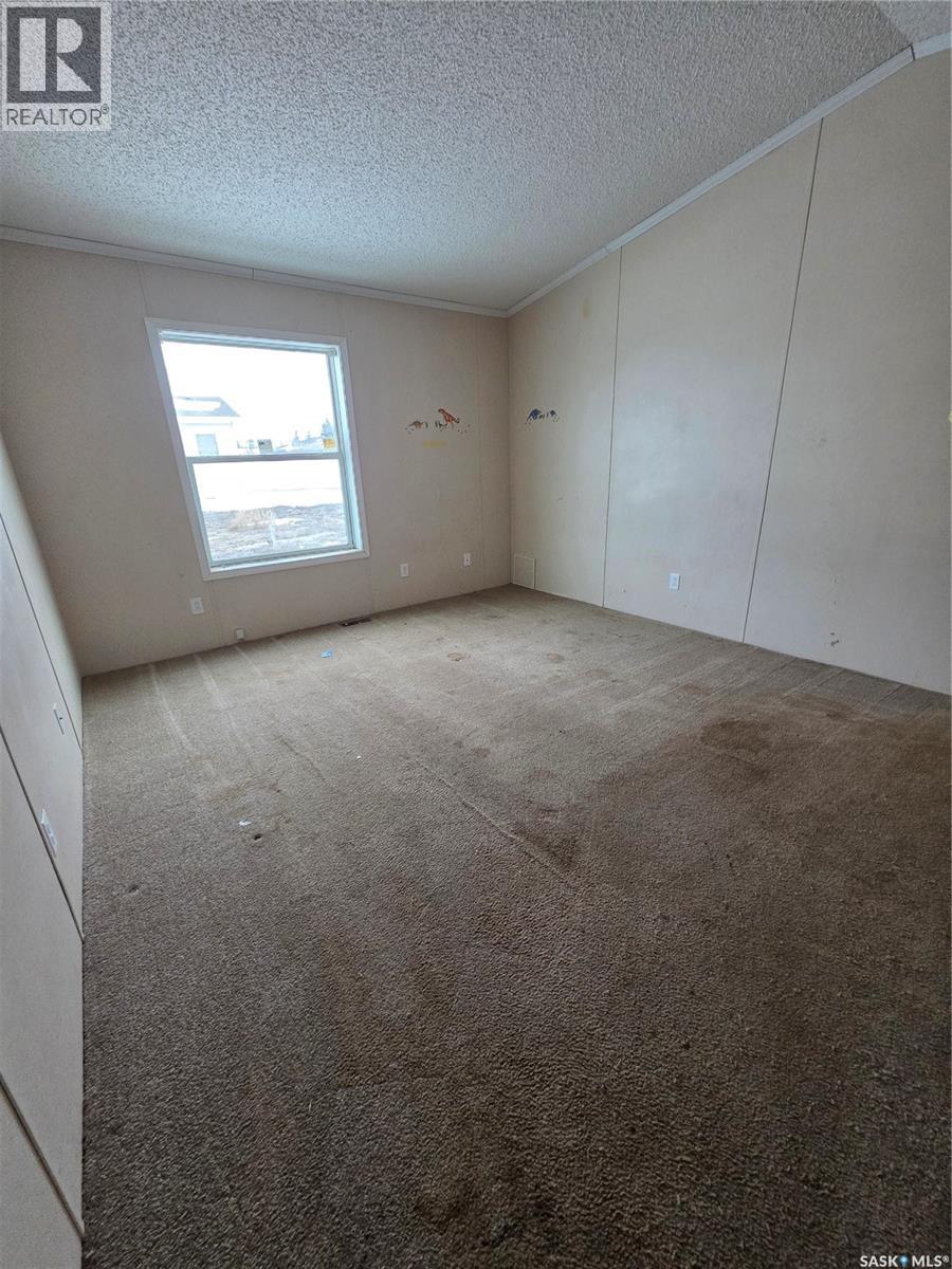 10 2004 Alice Road, Estevan, Saskatchewan  S4A 3A7 - Photo 18 - SK029618