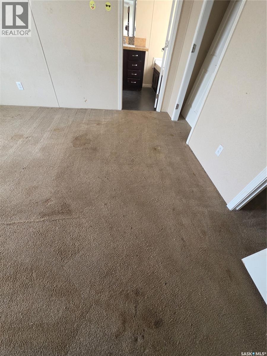 10 2004 Alice Road, Estevan, Saskatchewan  S4A 3A7 - Photo 20 - SK029618