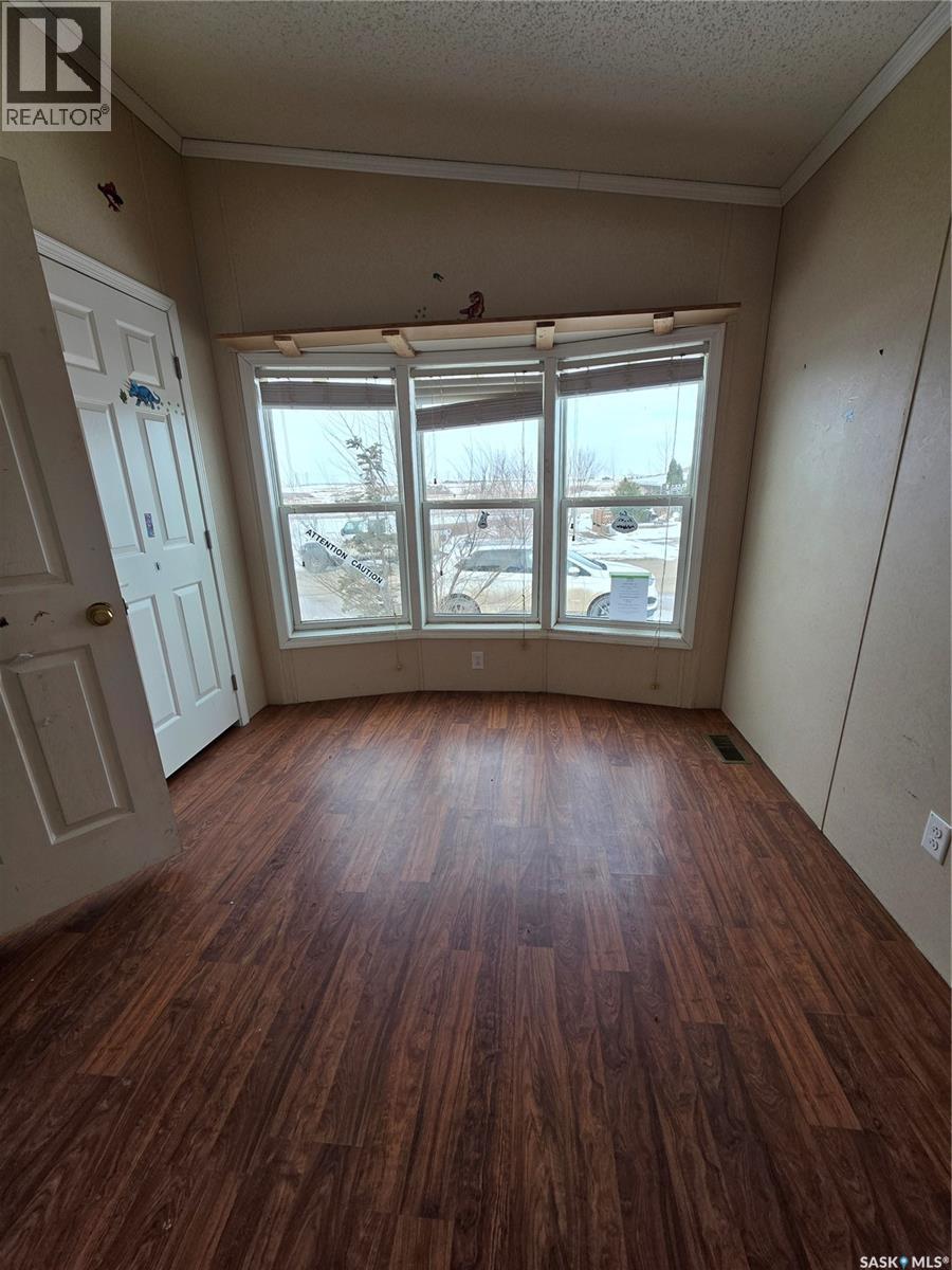 10 2004 Alice Road, Estevan, Saskatchewan  S4A 3A7 - Photo 38 - SK029618