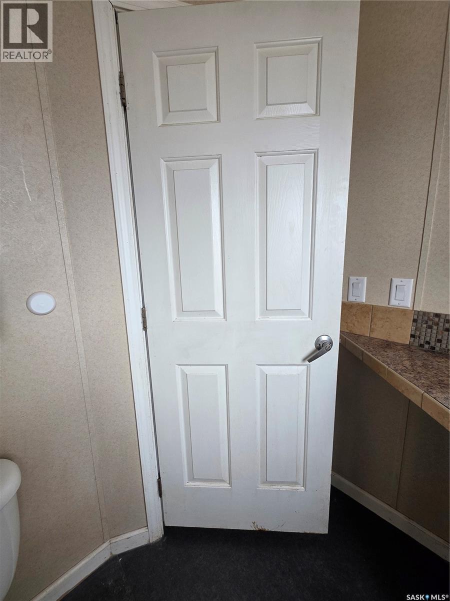 10 2004 Alice Road, Estevan, Saskatchewan  S4A 3A7 - Photo 42 - SK029618