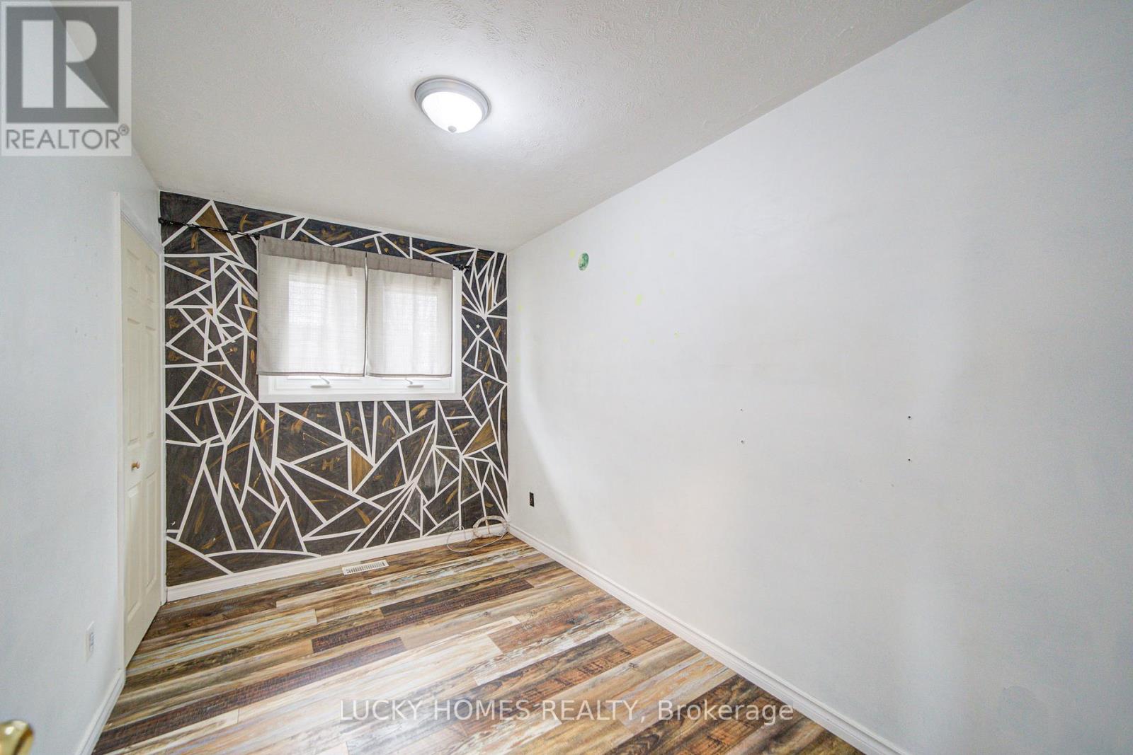 711 Otonabee Drive E, Peterborough, Ontario  M1B 6B2 - Photo 28 - X12840606