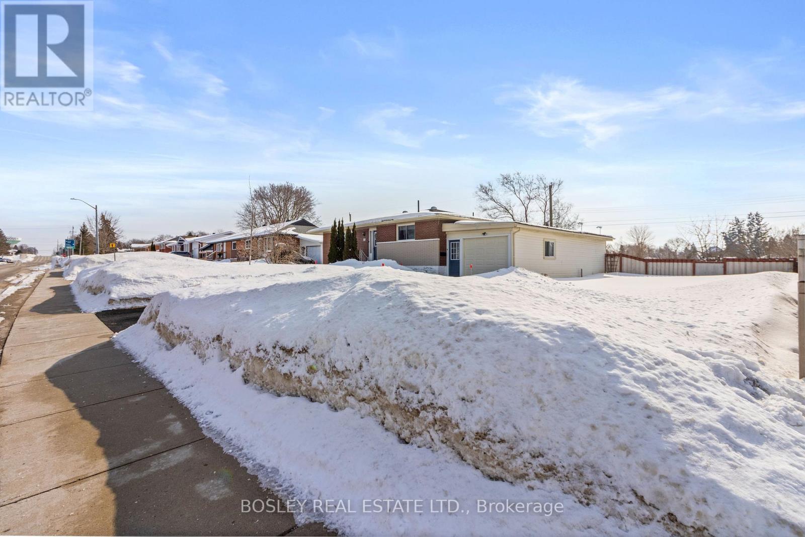 509 14th Street, Hanover, Ontario  N4N 1Z8 - Photo 4 - X12840612