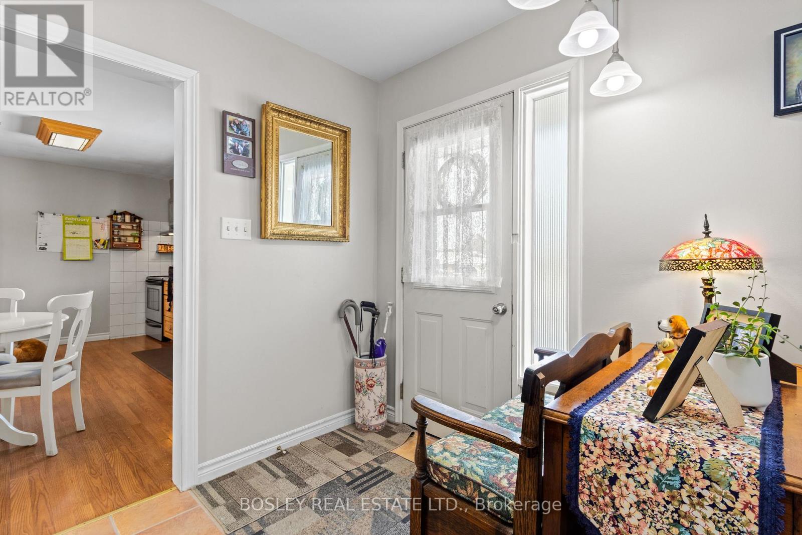 509 14th Street, Hanover, Ontario  N4N 1Z8 - Photo 7 - X12840612