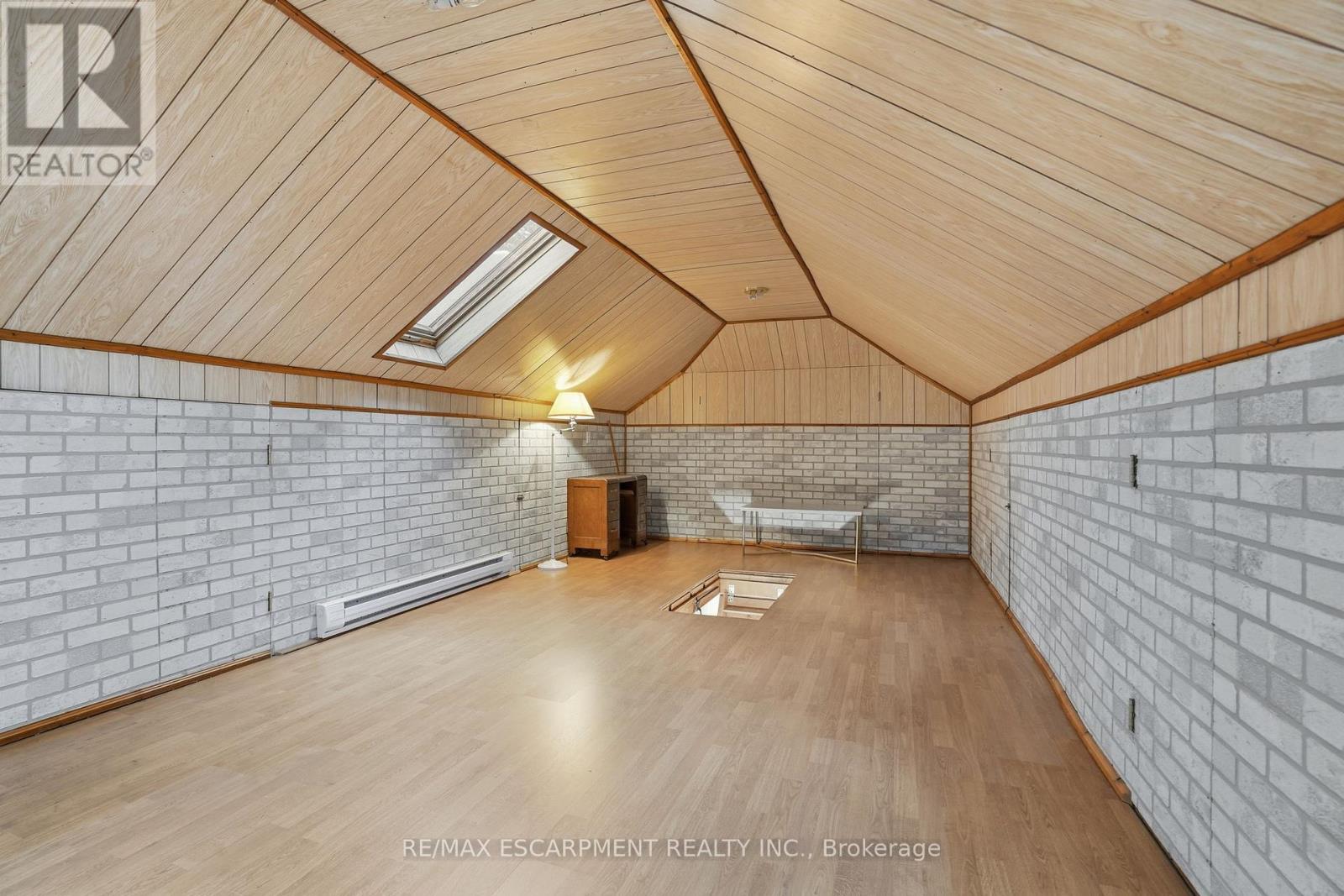 170 Dufferin Street, Hamilton, Ontario  L8S 3N5 - Photo 27 - X12840646