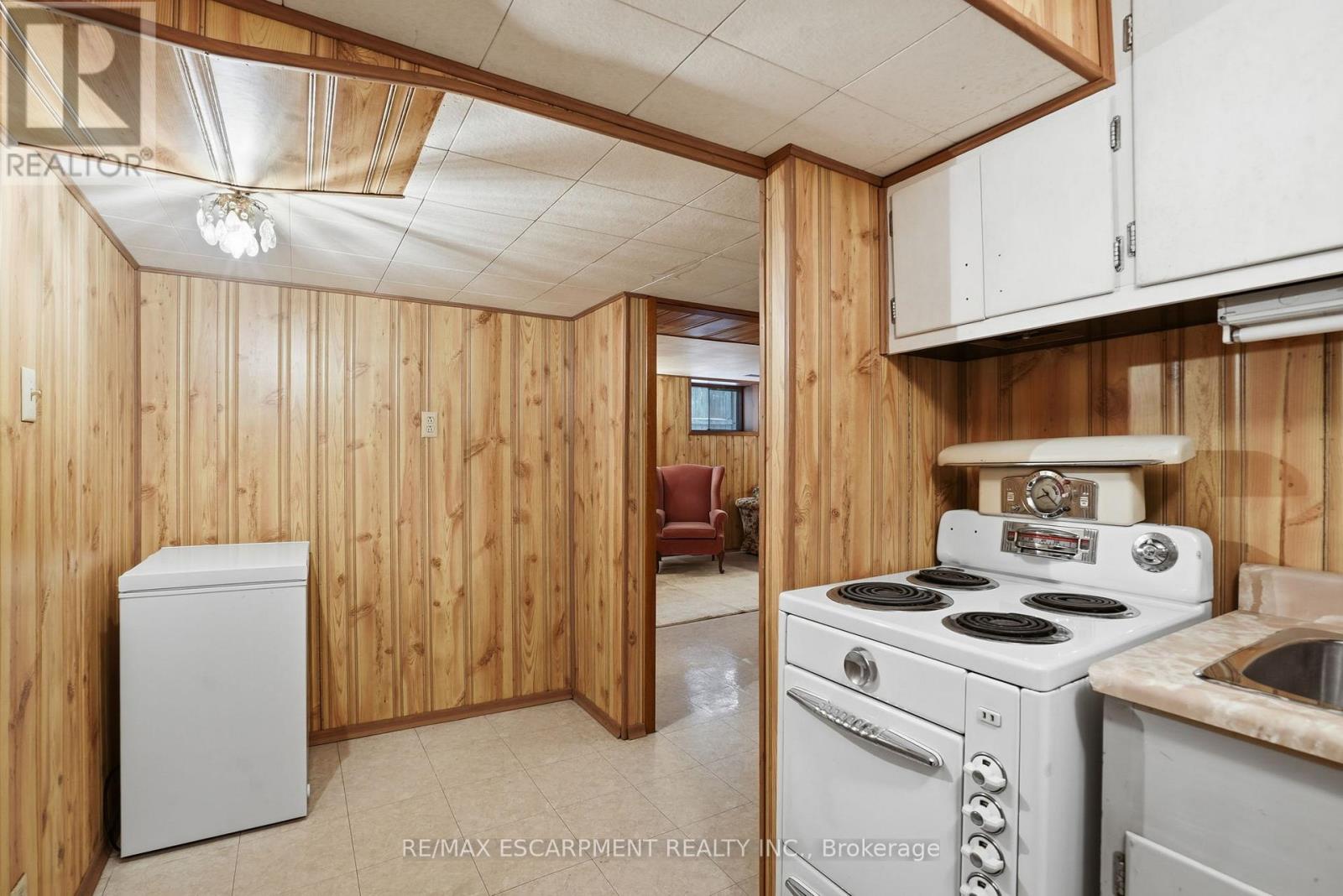 170 Dufferin Street, Hamilton, Ontario  L8S 3N5 - Photo 38 - X12840646