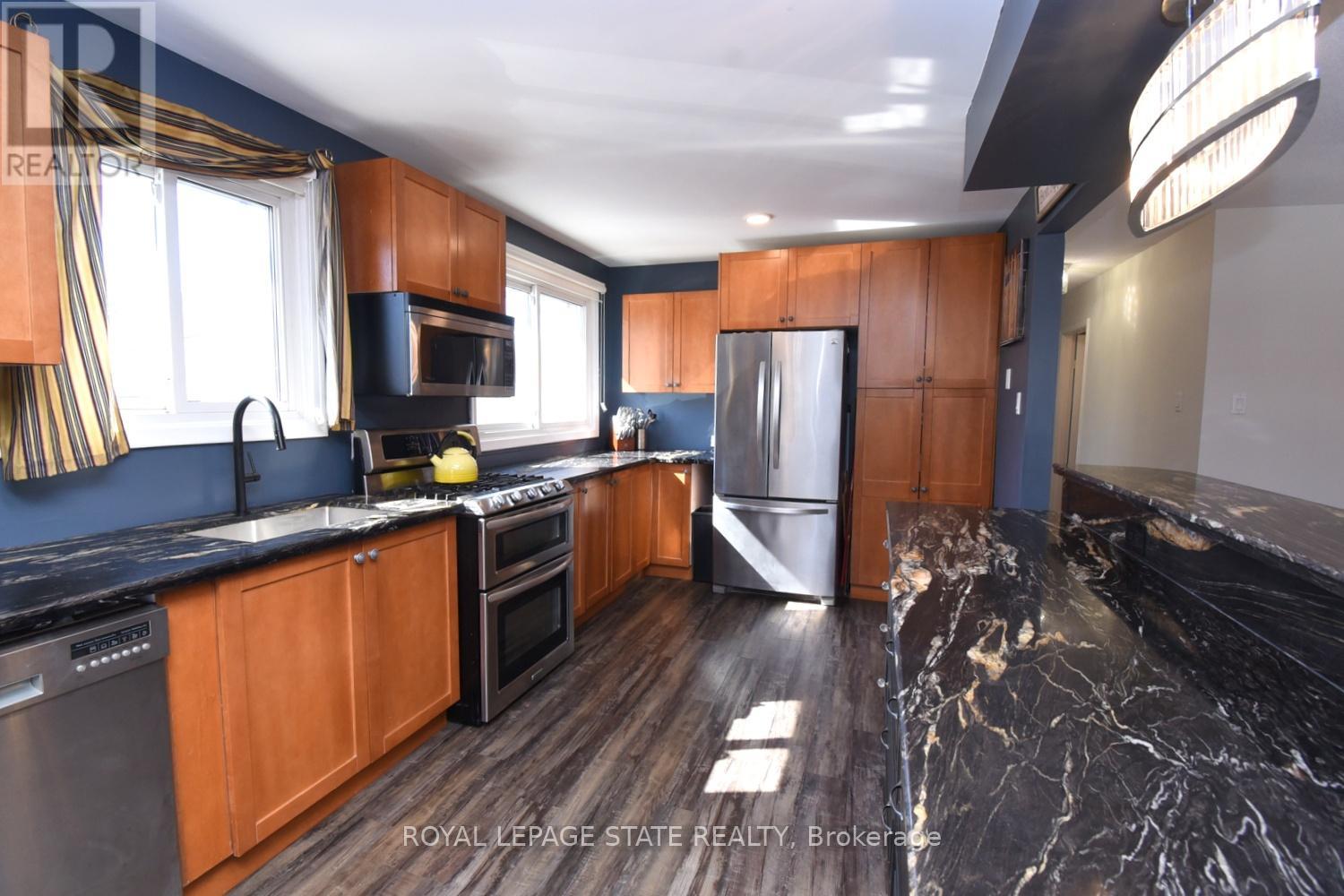 158 Clifton Downs Road, Hamilton, Ontario  L9C 2P6 - Photo 16 - X12840664