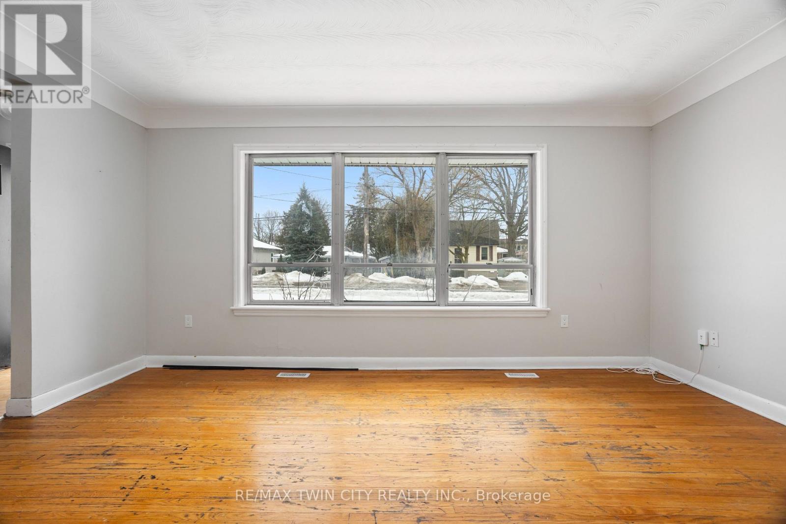 261 Water Street, Guelph, Ontario  N1G 1B6 - Photo 11 - X12840678