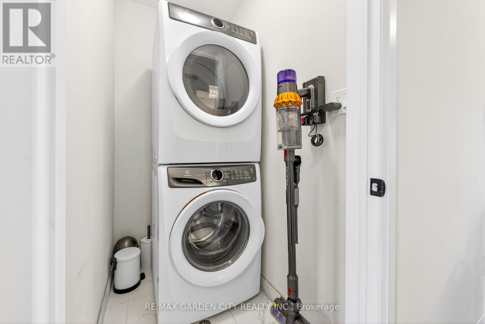 32 Jayla Lane, West Lincoln, Ontario  L0R 2A0 - Photo 28 - X12840776