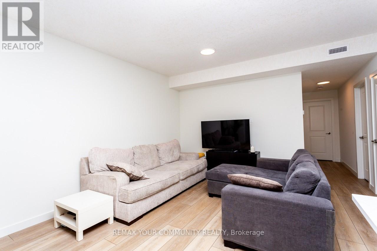 163 - 824 Woolwich Street, Guelph/eramosa, Ontario  N1H 0E1 - Photo 12 - X12840832