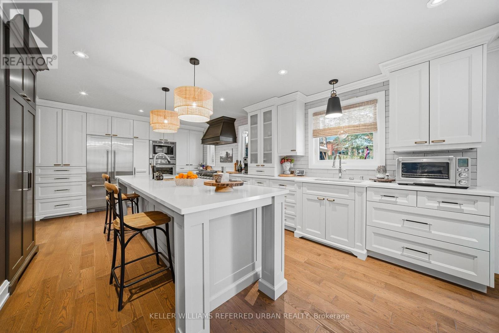 57 Mcgregor Crescent, Hamilton, Ontario  L9G 1B3 - Photo 9 - X12840850