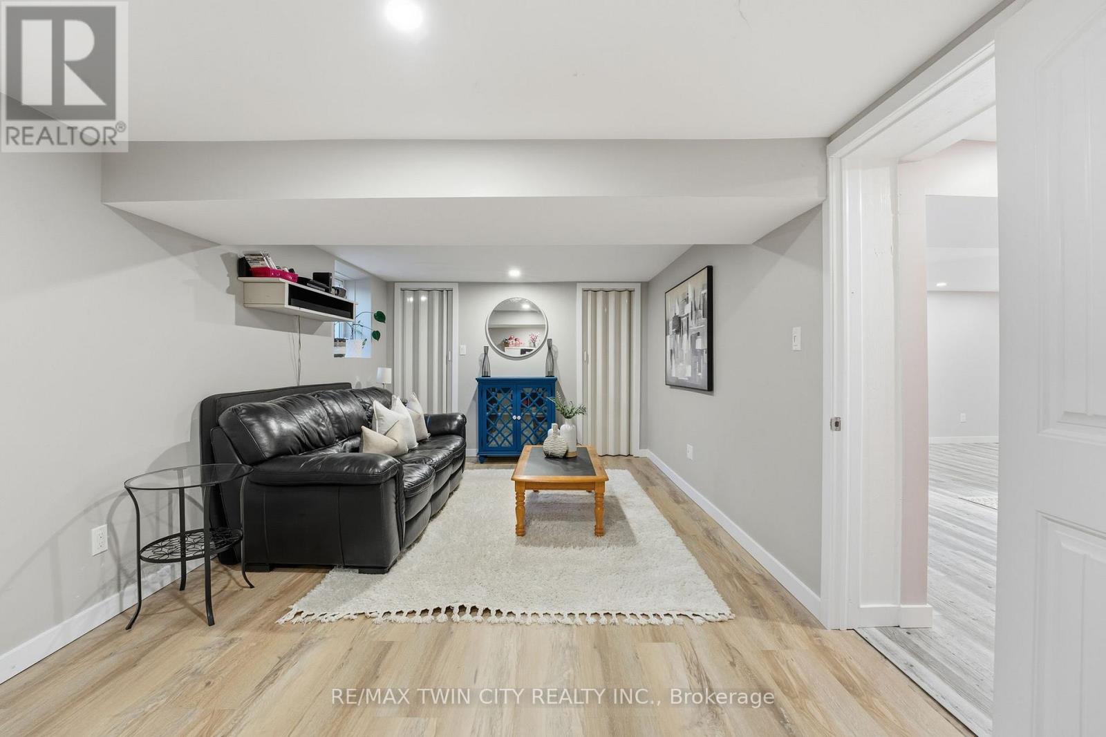 1822 Spragues Road, North Dumfries, Ontario  N1R 5S5 - Photo 21 - X12840864