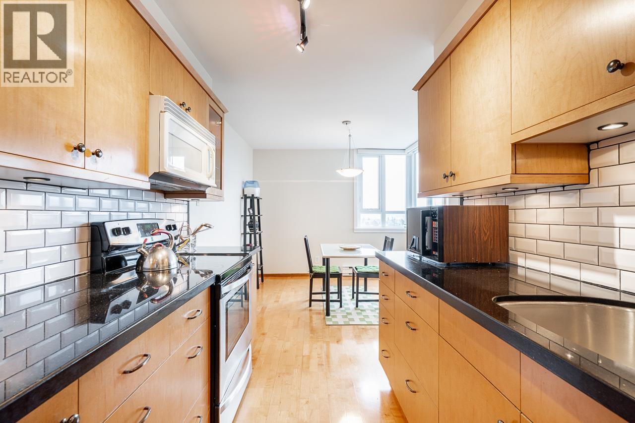 1404 4160 SARDIS STREET, Burnaby, British Columbia