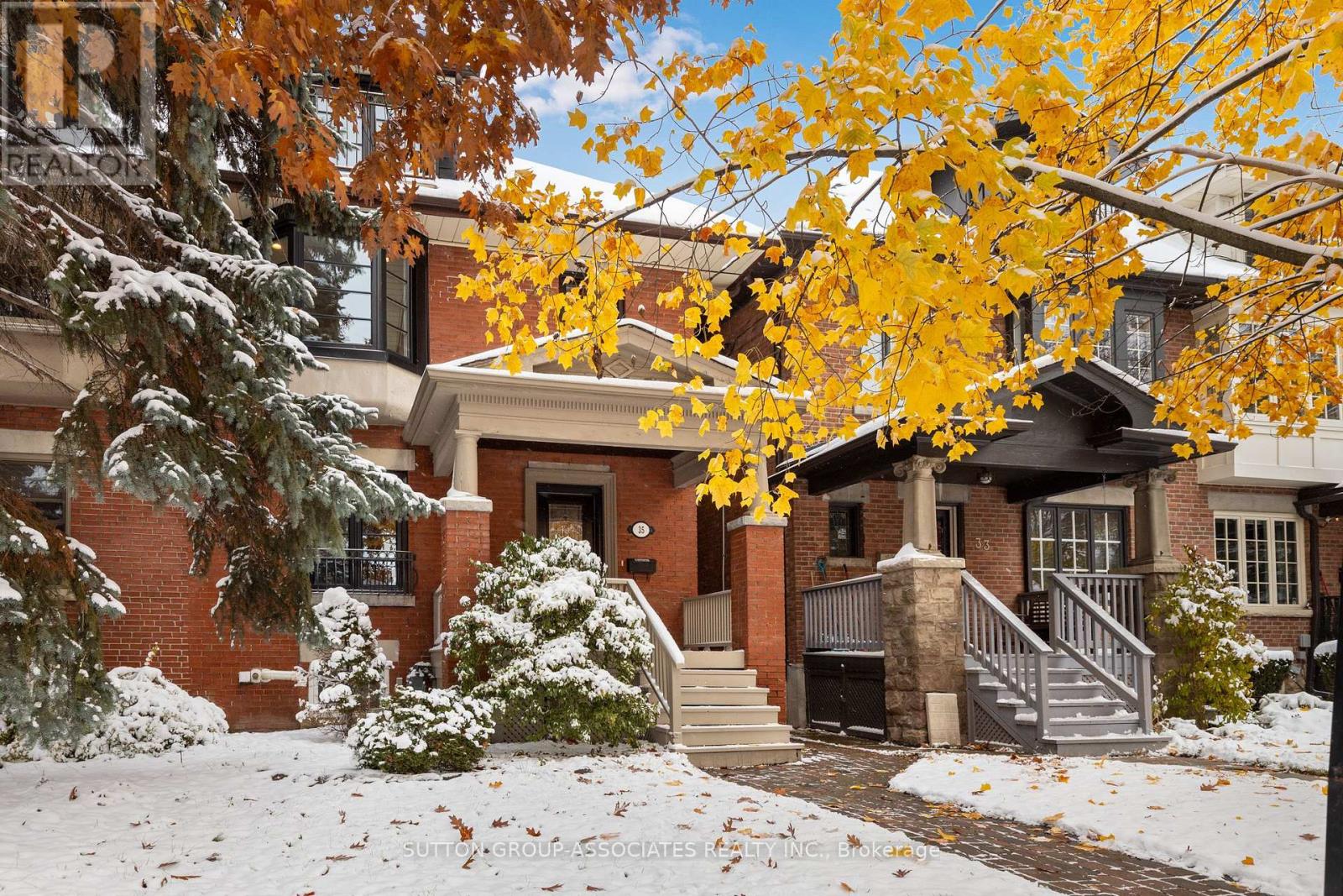 35 Highview Crescent, Toronto, Ontario  M6H 2Y3 - Photo 34 - W12836890