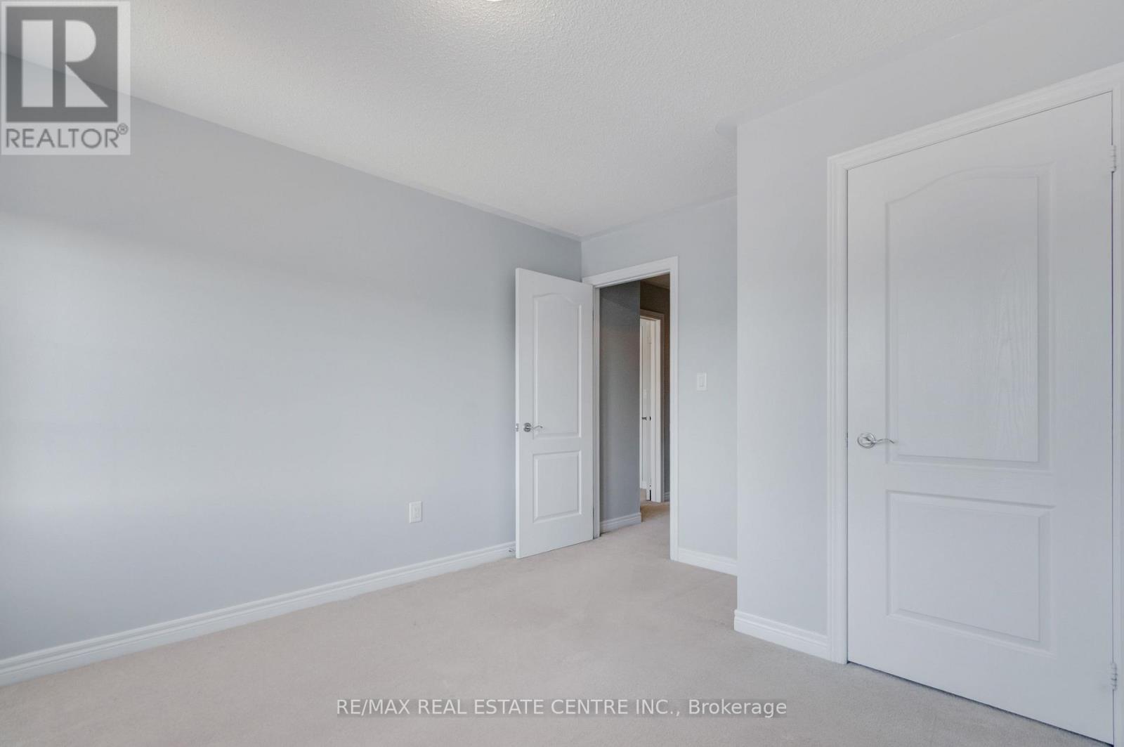 49 Wardsville Drive, Brampton, Ontario  L6Y 0T7 - Photo 44 - W12840572