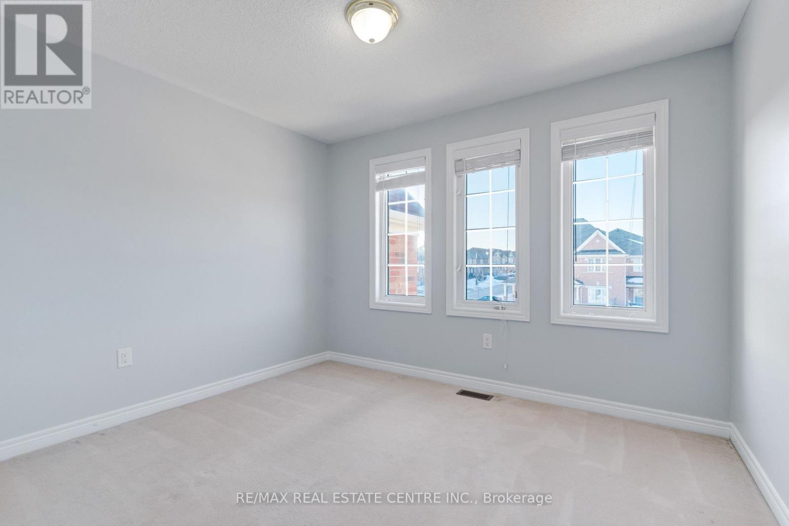 49 Wardsville Drive, Brampton, Ontario  L6Y 0T7 - Photo 43 - W12840572