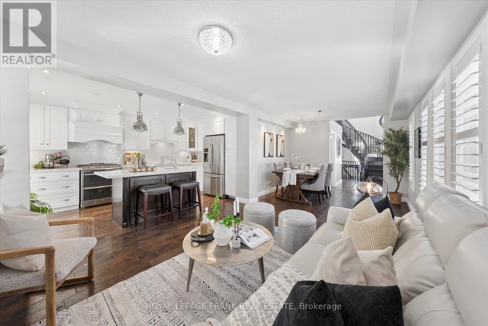 19 Portage Trail, Whitby, Ontario  L1N 9R3 - Photo 6 - E12840902