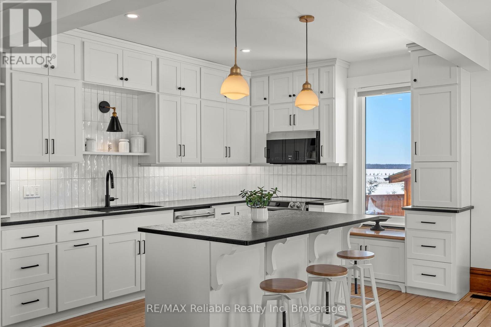 43497 Winthrop Road, Huron East, Ontario  N0K 1E0 - Photo 12 - X12840950