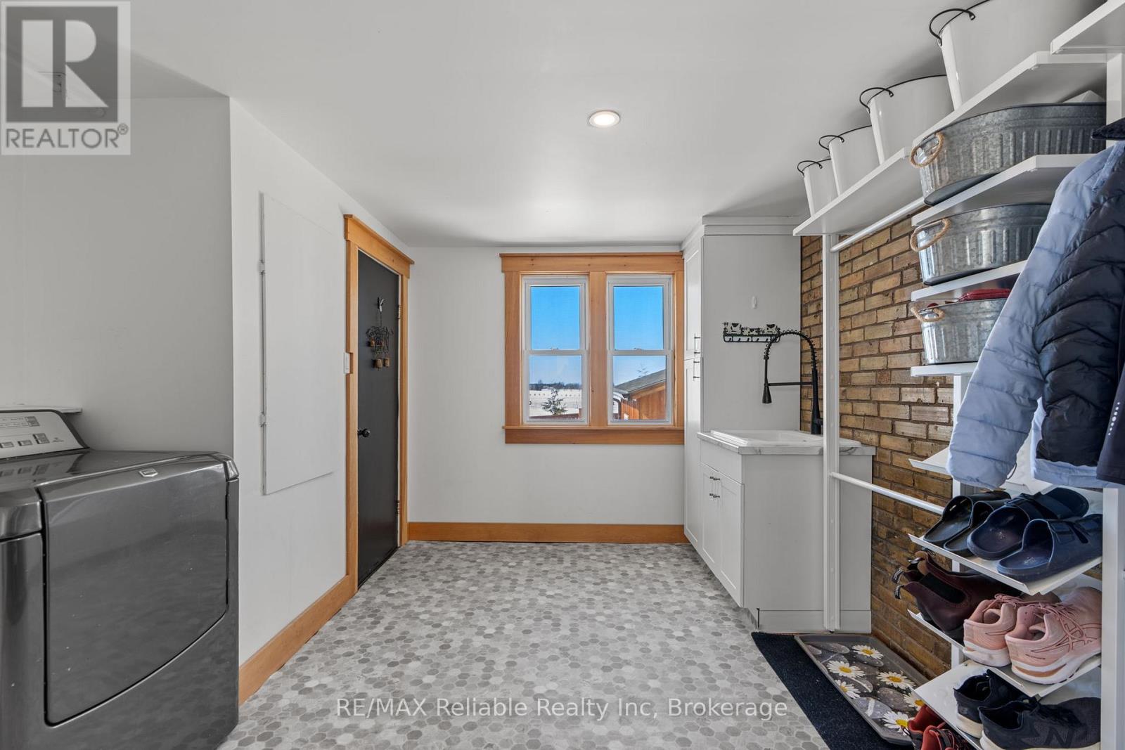 43497 Winthrop Road, Huron East, Ontario  N0K 1E0 - Photo 21 - X12840950