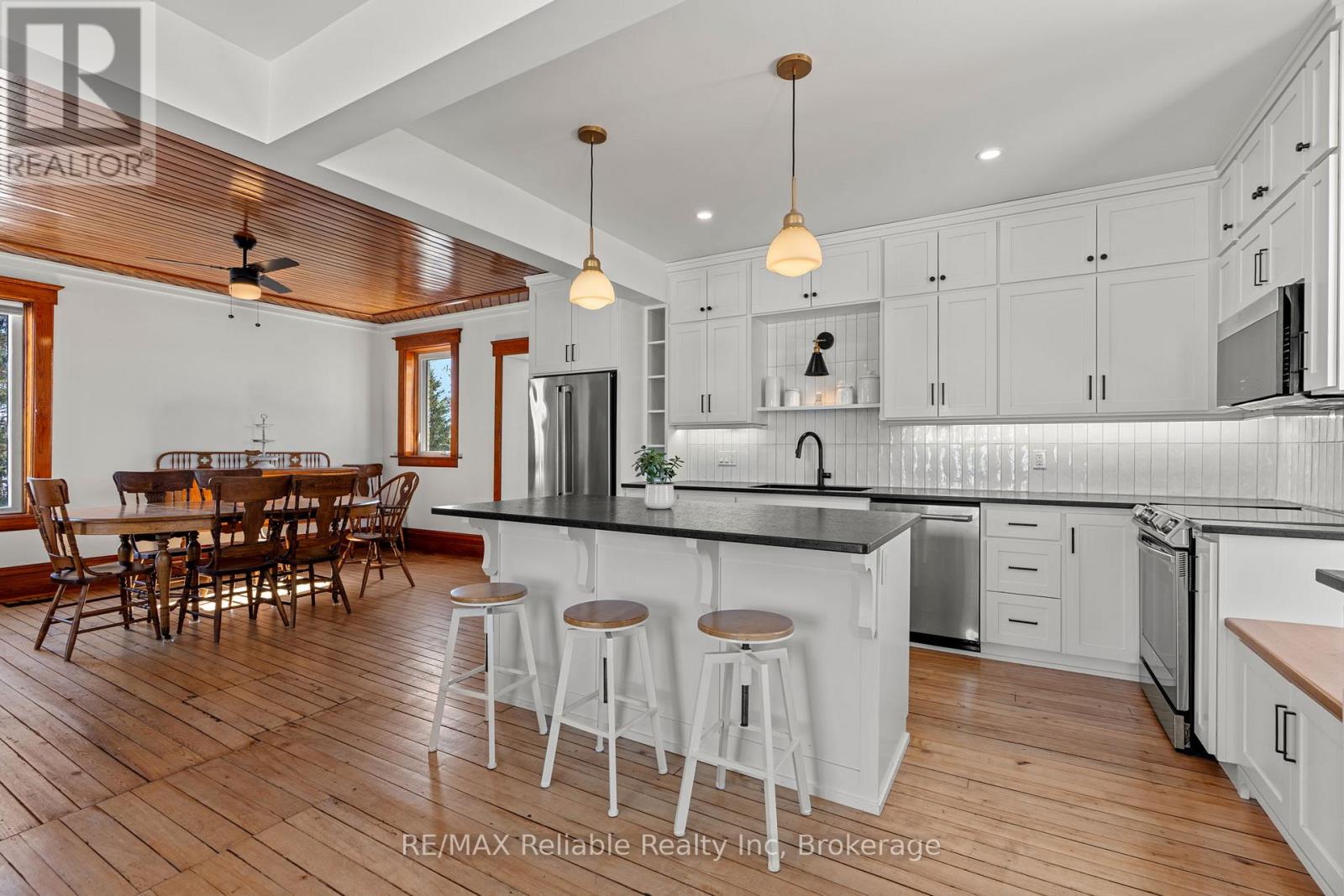 43497 Winthrop Road, Huron East, Ontario  N0K 1E0 - Photo 8 - X12840950