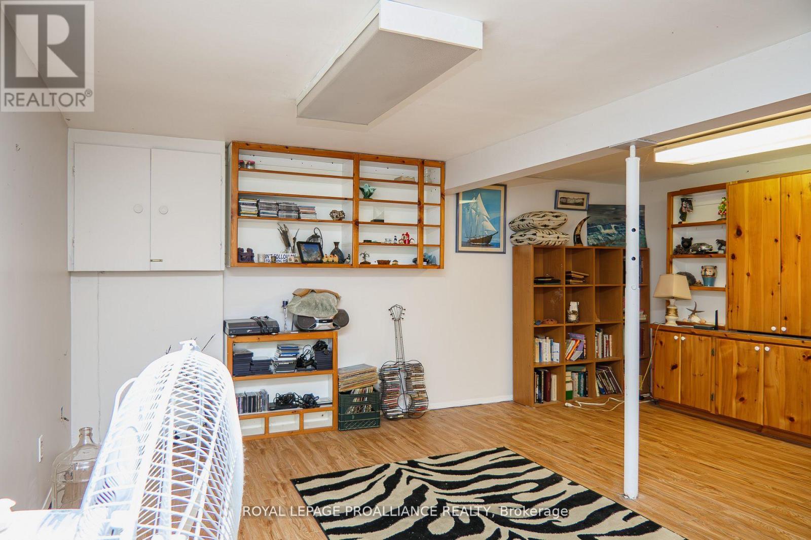 28 - 161 Bay Street, Quinte West, Ontario  K8V 1H9 - Photo 31 - X12840984