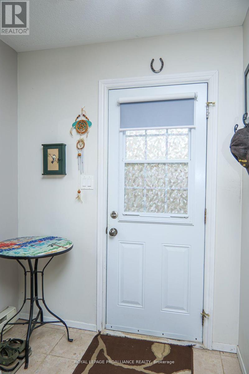 28 - 161 Bay Street, Quinte West, Ontario  K8V 1H9 - Photo 9 - X12840984