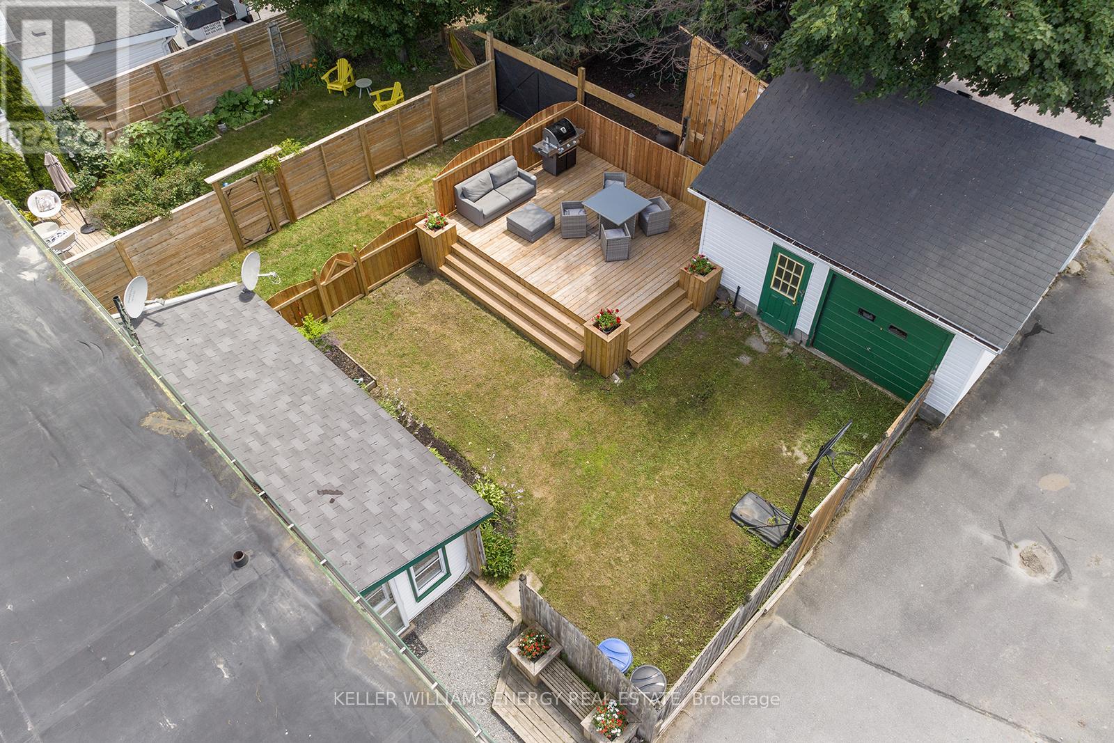 58-60 Picton Main Street, Prince Edward County, Ontario  K0K 2T0 - Photo 4 - X12840998