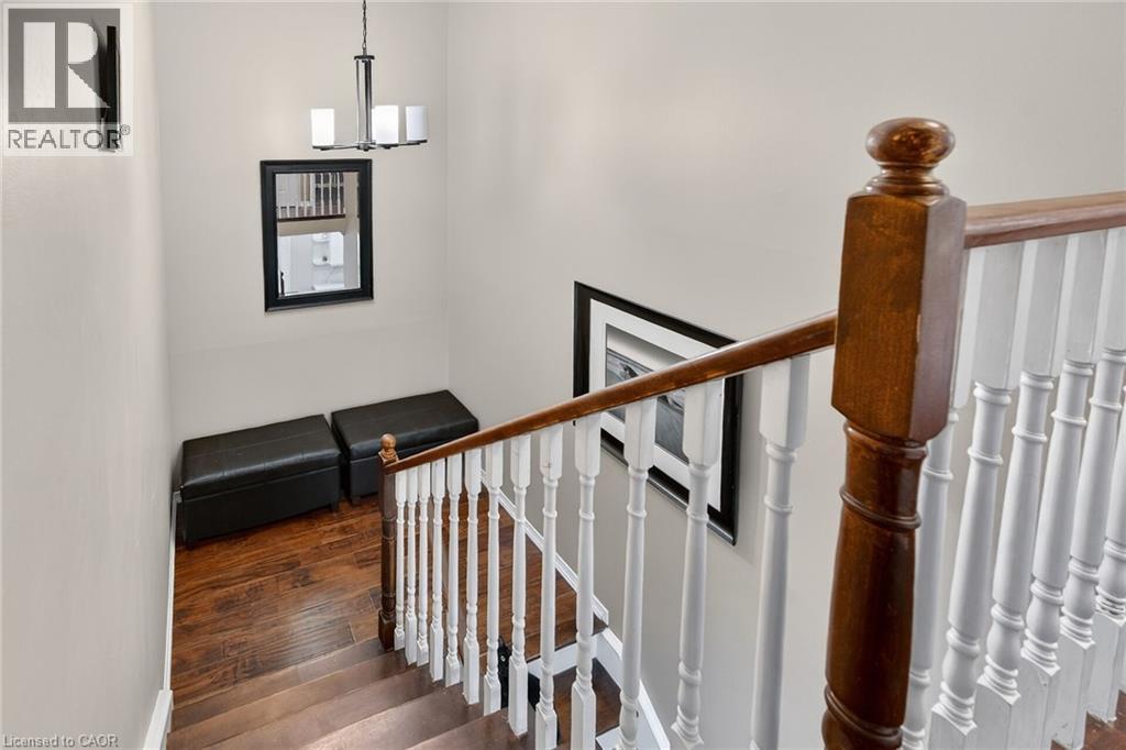 33 Panorama Way, Hamilton, Ontario  L8E 6C6 - Photo 32 - 40809159