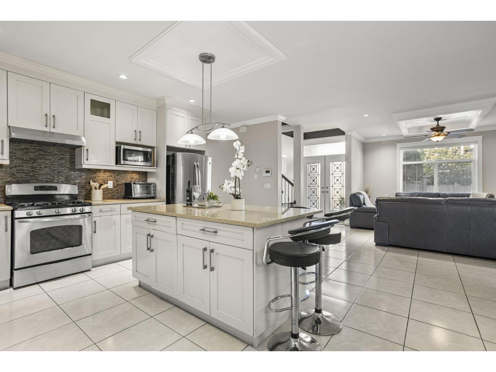 11790 80 Avenue, Delta, British Columbia V4C 1X9 - Photo 5 - R3090507