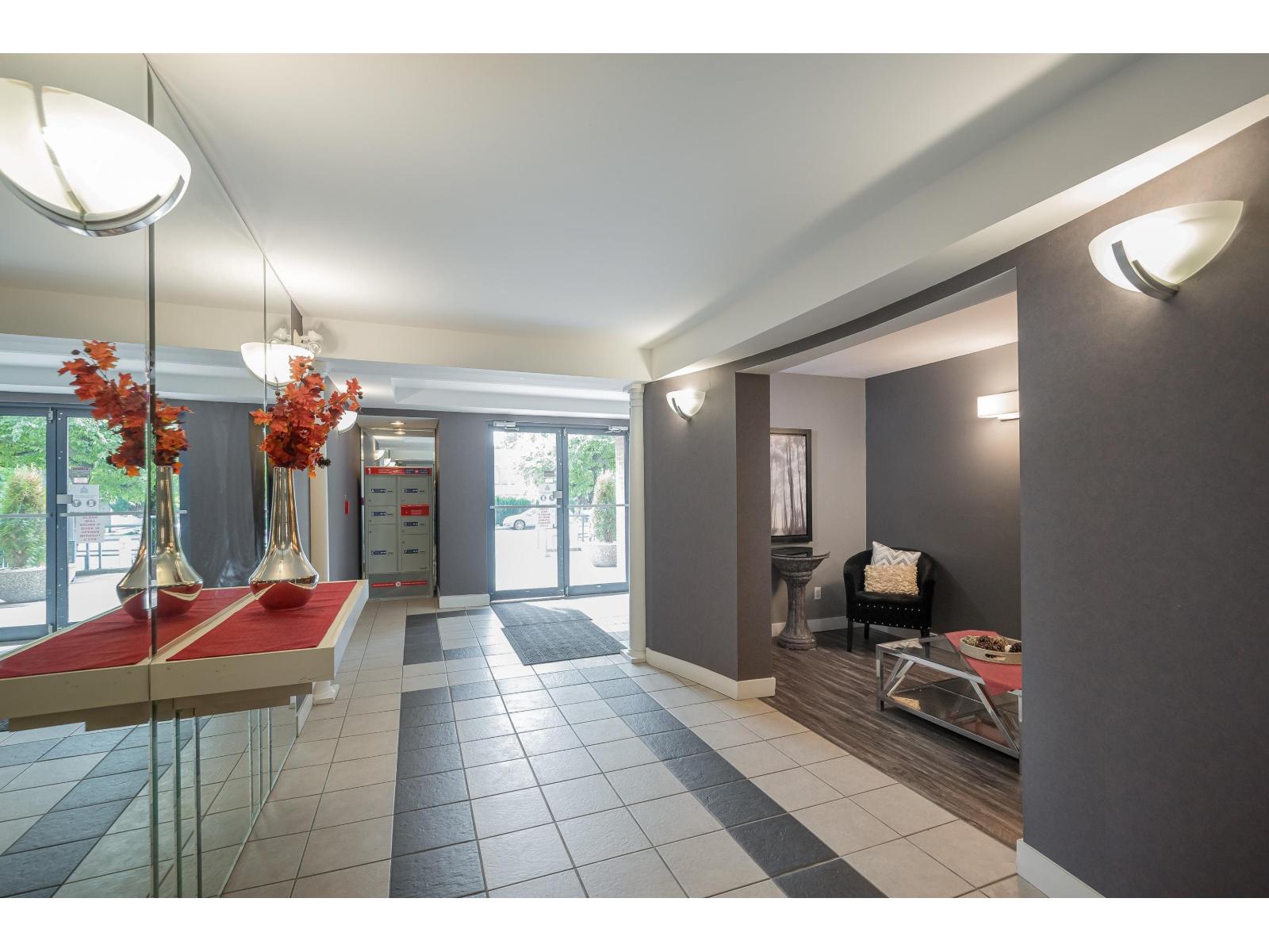 409 20245 53 Avenue, Langley, British Columbia  V3A 3V2 - Photo 2 - R3094978