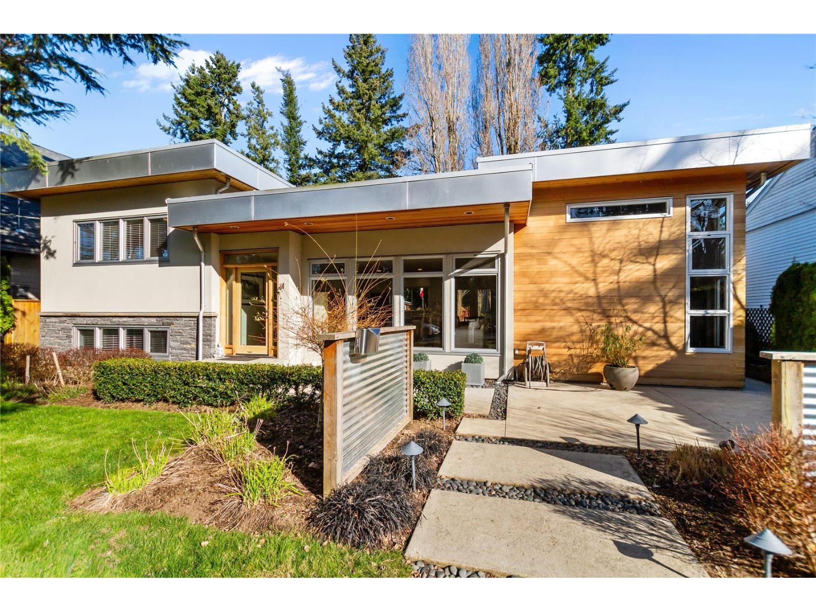 2660 127 Street, Surrey, British Columbia  V4A 3S2 - Photo 2 - R3094433