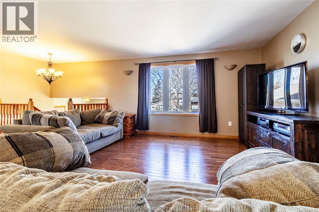 6201 Main Street, Comber, Ontario  N0P 1J0 - Photo 18 - 26004228